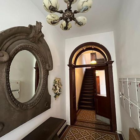 Retro Appartement Im Herzen Von Koeln Deutz מראה חיצוני תמונה