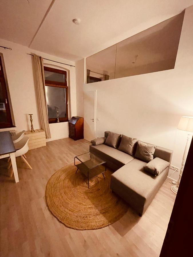 Retro Appartement Im Herzen Von Koeln Deutz מראה חיצוני תמונה