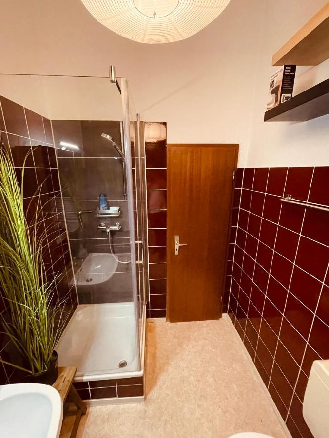 Retro Appartement Im Herzen Von Koeln Deutz מראה חיצוני תמונה